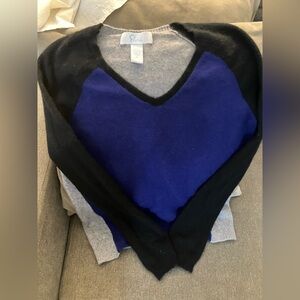 Women's Blue and Black Sweater